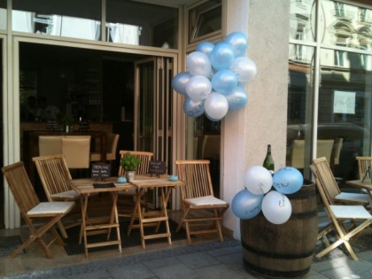 Photo: Merlins Vinothek, Cafe &amp; Weinhandel